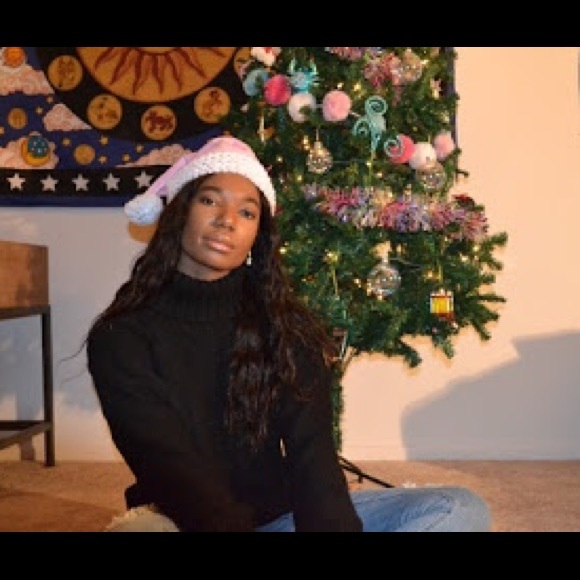 Fall Favorites: Trendy Black Cozy Handmade Sweater - Picture 4 of 7